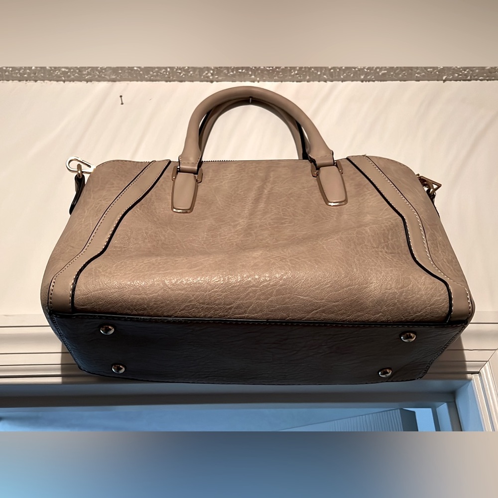 Tan purse